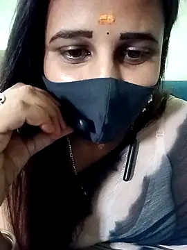 Show de Tamil_Rani- na webcam