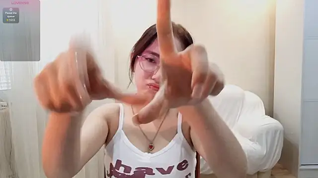 חדר צ'אט בשידור חי של SolvedGlobe
