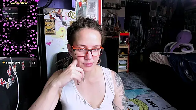 Chat +18 de LisaFoxy_y ao vivo