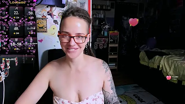 LisaFoxy_y élő XXX-chatje