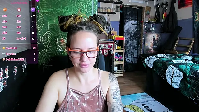 Chat +18 de LisaFoxy_y ao vivo