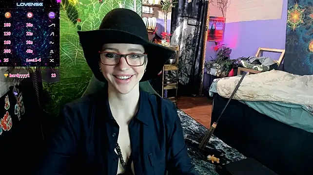 Chat XXX en directo de LisaFoxy_y