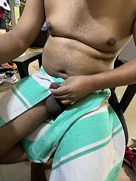 Show modela Daddyfuck_01 na web-kameri