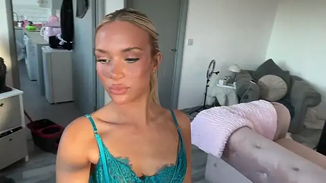 Naughtyblondexn Webbikameraesitys