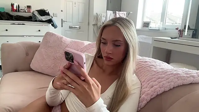 โชว์เว็บแคมของ Naughtyblondex