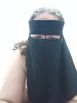 sex69soltana Adlı Modelin Web Kamerası Şovu