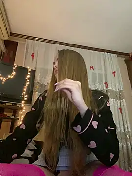 LunaVey Chat XXX live