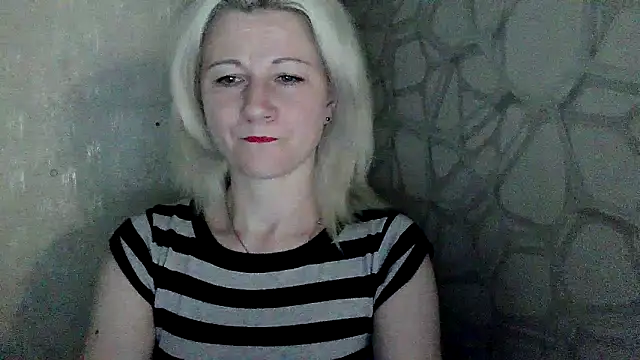 Katerina-Kissa ওয়েবক্যাম শো