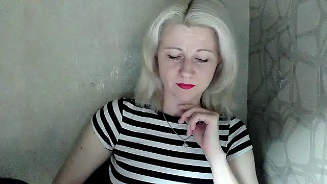 Katerina-Kissa 网络视讯表演