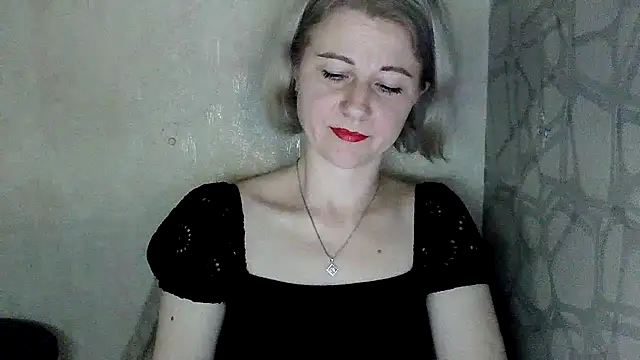 Katerina-Kissa 网络视讯表演