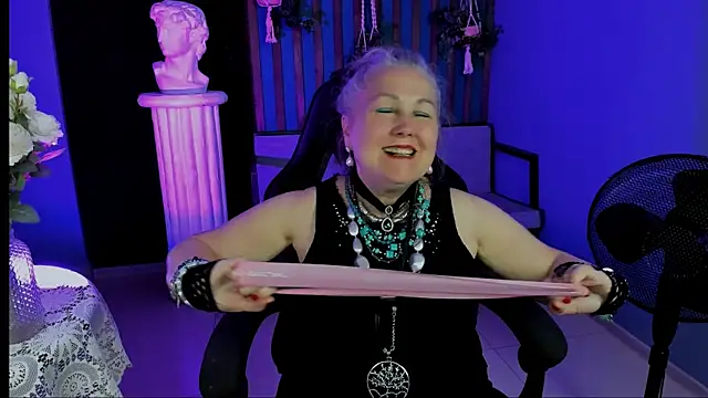 Chat +18 de LilaMaharani ao vivo