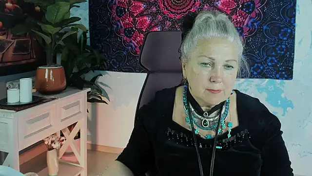 LilaMaharani's Live XXX Chat