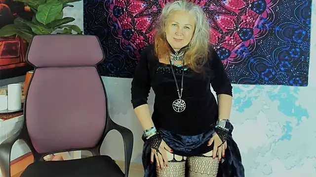 LilaMaharani's Live XXX Chat