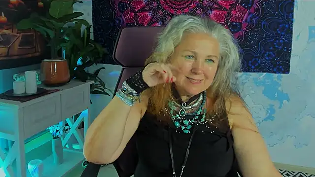 LilaMaharani's Live XXX Chat