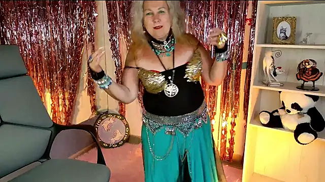 LilaMaharani's Webcam Show