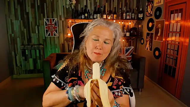 LilaMaharani Chat XXX in diretta