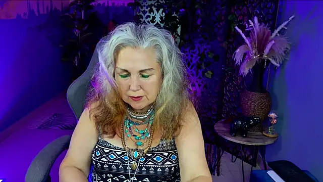 LilaMaharani's Live XXX Chat