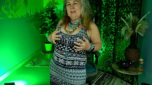 LilaMaharani 现场XXX聊天