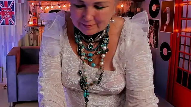 LilaMaharani's Live XXX Chat