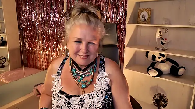 Chat +18 de LilaMaharani ao vivo