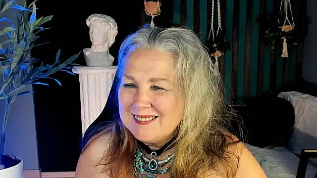 XXX chat uživo modela LilaMaharani