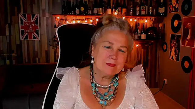LilaMaharani – Naživo XXX chat