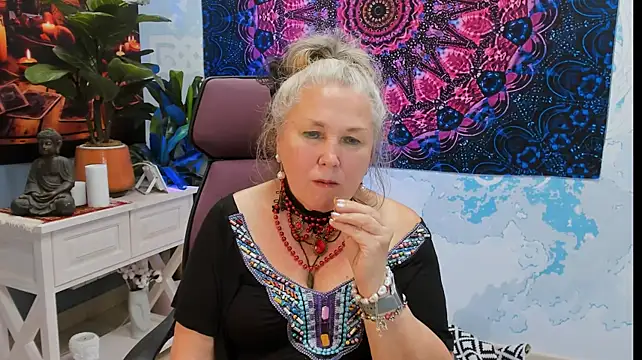 LilaMaharani Live XXX-chat