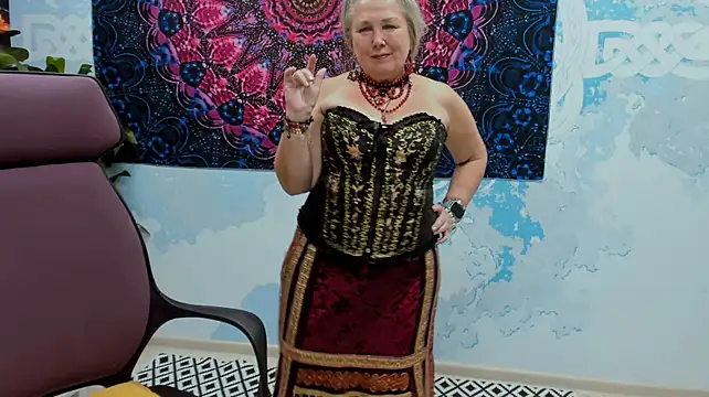 LilaMaharani: απευθείας συνομιλία ΧΧΧ