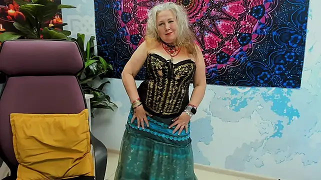 LilaMaharani's Live XXX Chat