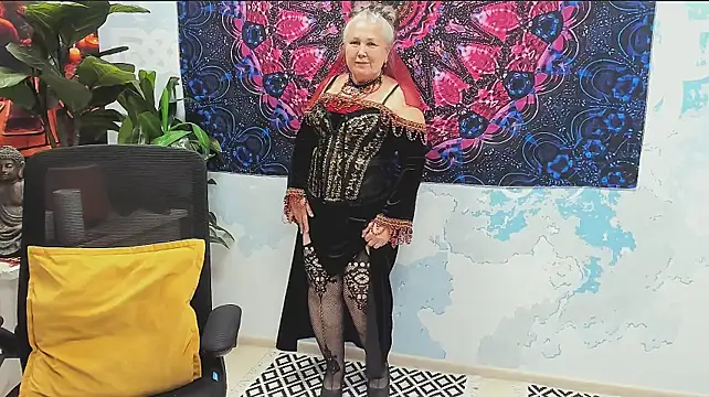 LilaMaharani's Webcam Show