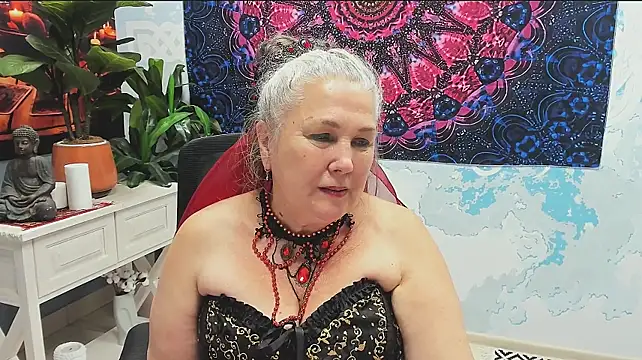 LilaMaharani's Webcam Show