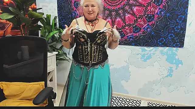 LilaMaharani 现场XXX聊天