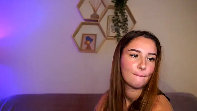 queenofbambies webkamerás műsora