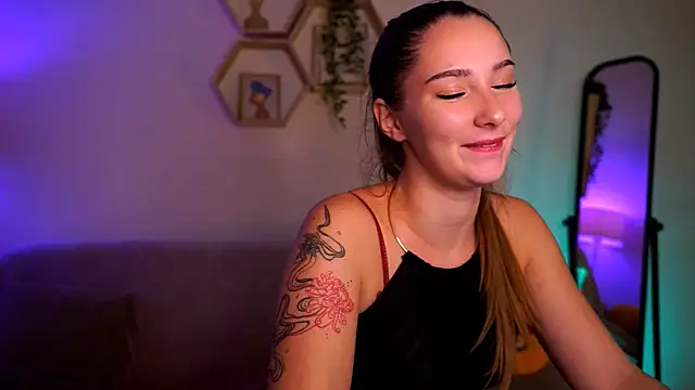 Вебкам-шоу queenofbambies
