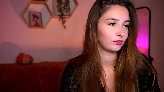 הופעת וובקאם של queenofbambies