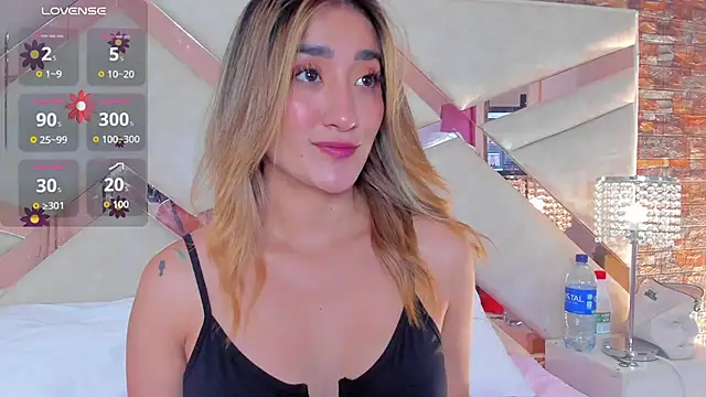 lucy_davies' Live XXX Chat