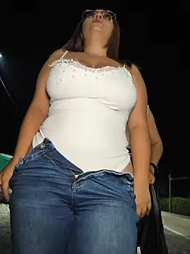 maleja_smmith: διαδικτυακό σόου στην κάμερα