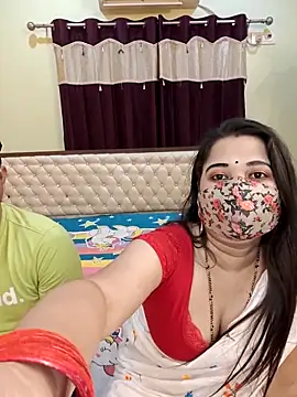 Show webcam de MONAJI_HOT