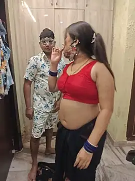 Webkamerová show MONAJI_HOT