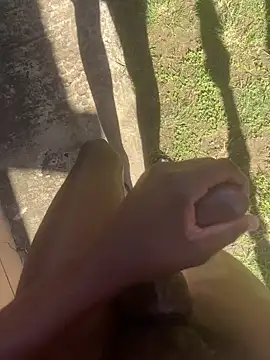 โชว์เว็บแคมของ BumbleBee84