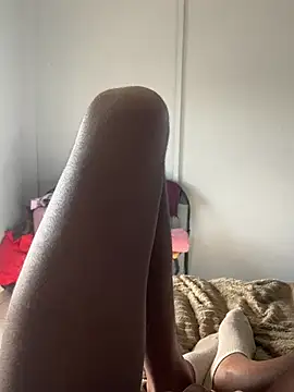 BumbleBee84 Webcamshow