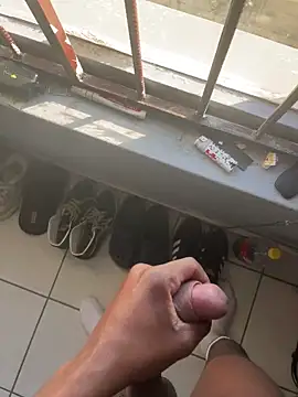 BumbleBee84 Show Webcam