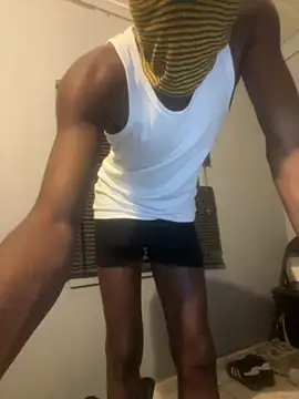 BumbleBee84 Show in webcam