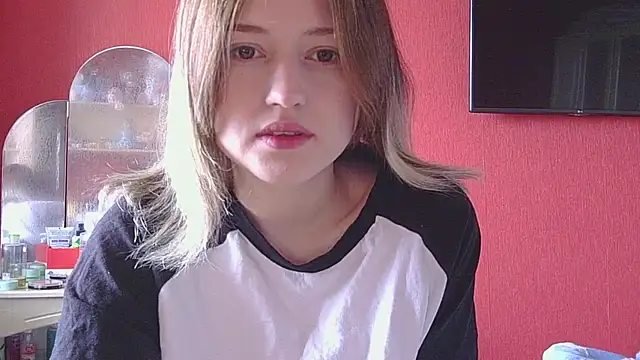 Beloved_Mary Adlı Modelin Canlı XXX Sohbeti