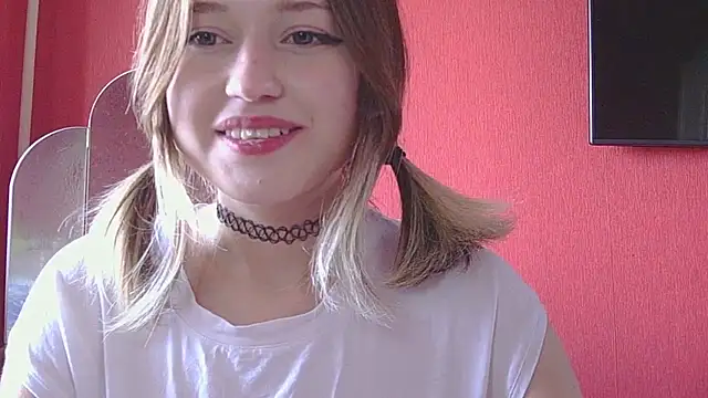 Beloved_Mary Adlı Modelin Canlı XXX Sohbeti