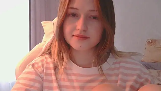 Beloved_Mary Adlı Modelin Canlı XXX Sohbeti