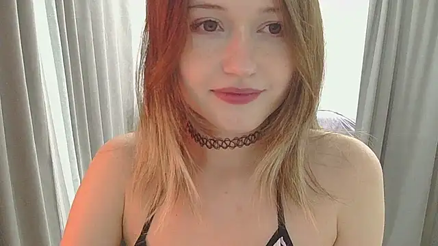 Beloved_Mary Adlı Modelin Canlı XXX Sohbeti
