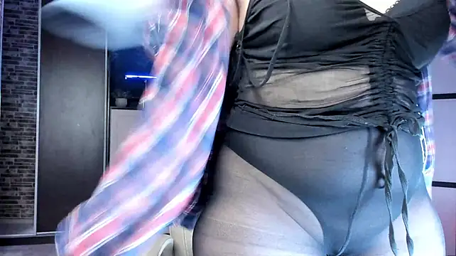 Lucky_Milf Chat XXX in diretta