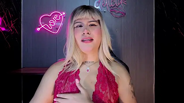annacraigsense Show in webcam