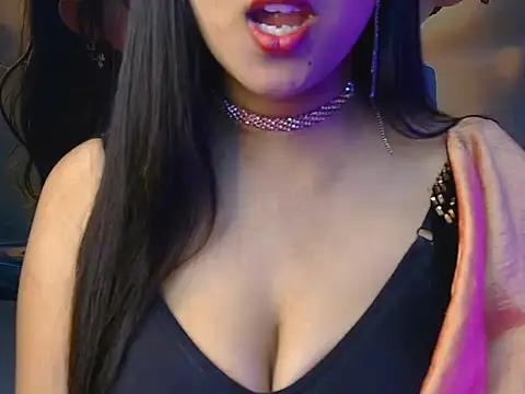 its-samyara's Webcam Show